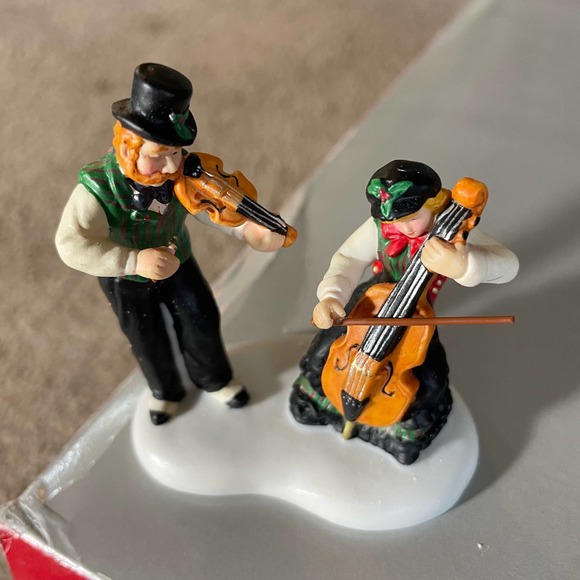 Department 56 Making Wonderful Music Statues - Picture 3 of 15